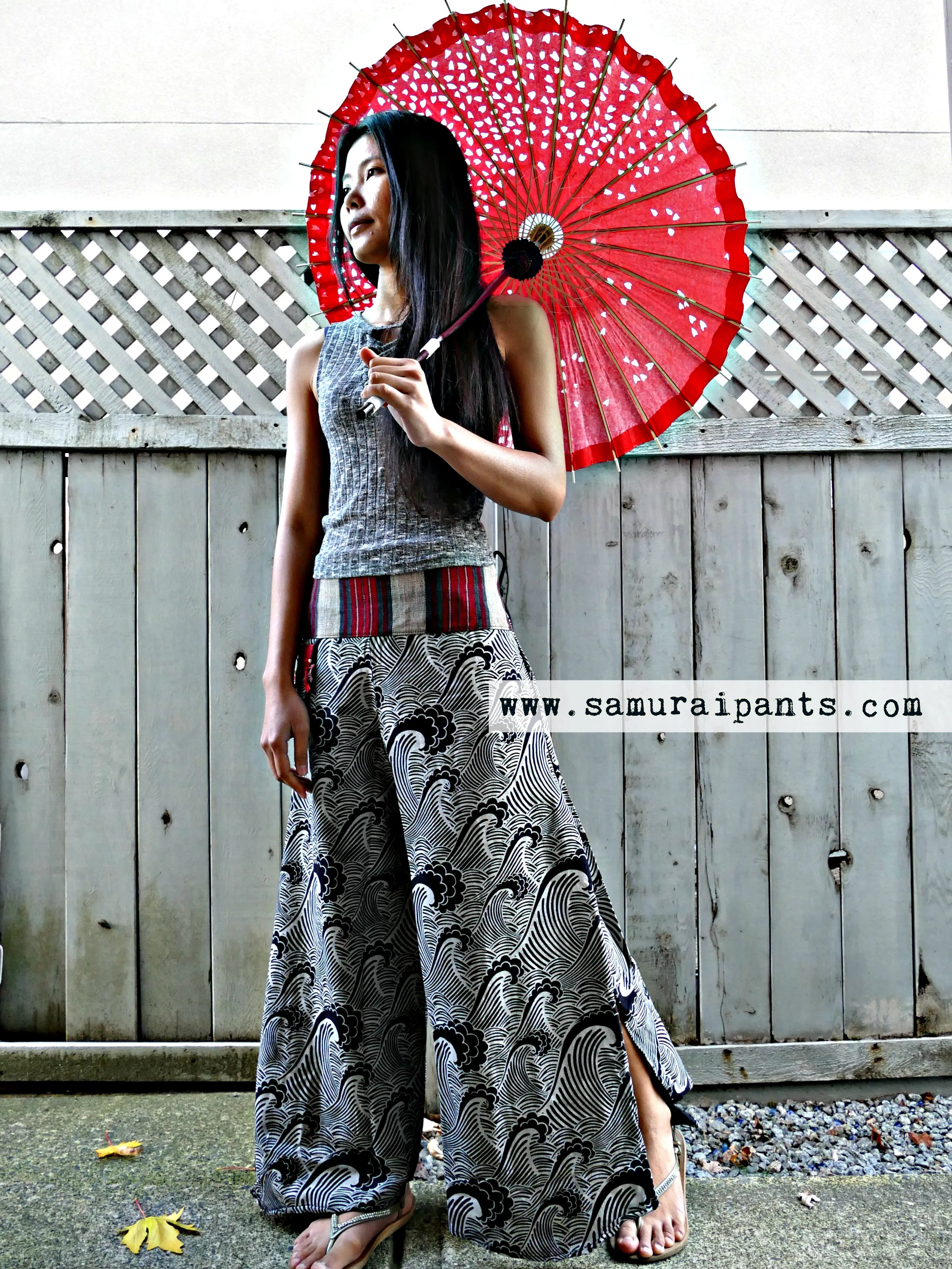 Big Waves (BLACK NAKA) Wide Leg Pants