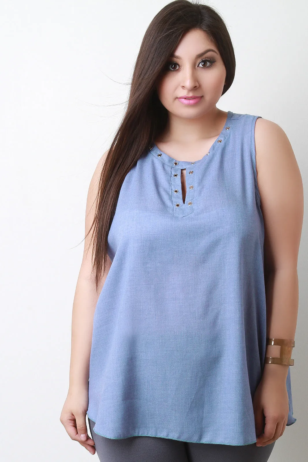 Keyhole Grommet Sleeveless Flowy Top