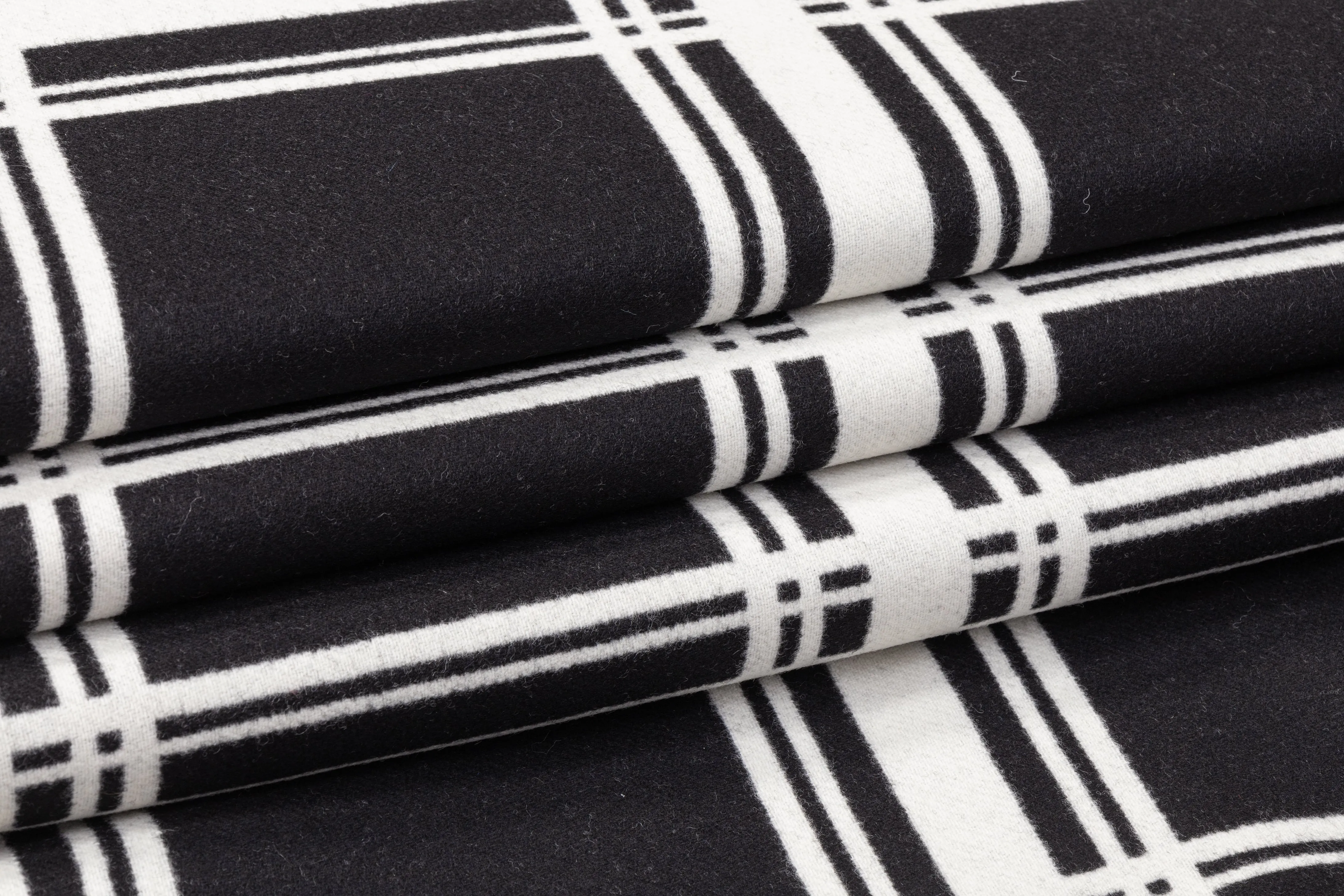 Ralph Lauren - Double Faced Cashmere Wool Coating - Black / White